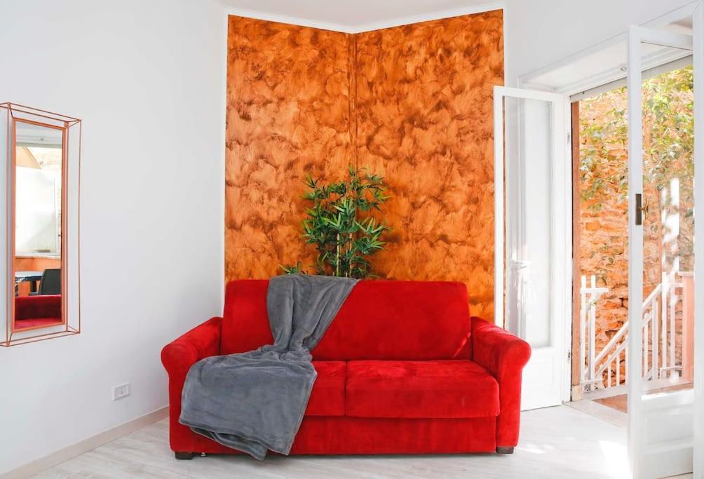 Apartment Charming Patio Trastevere -topcollection *