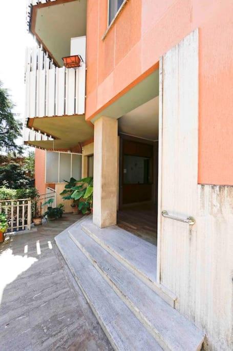 Apartment Charming Patio Trastevere -topcollection *